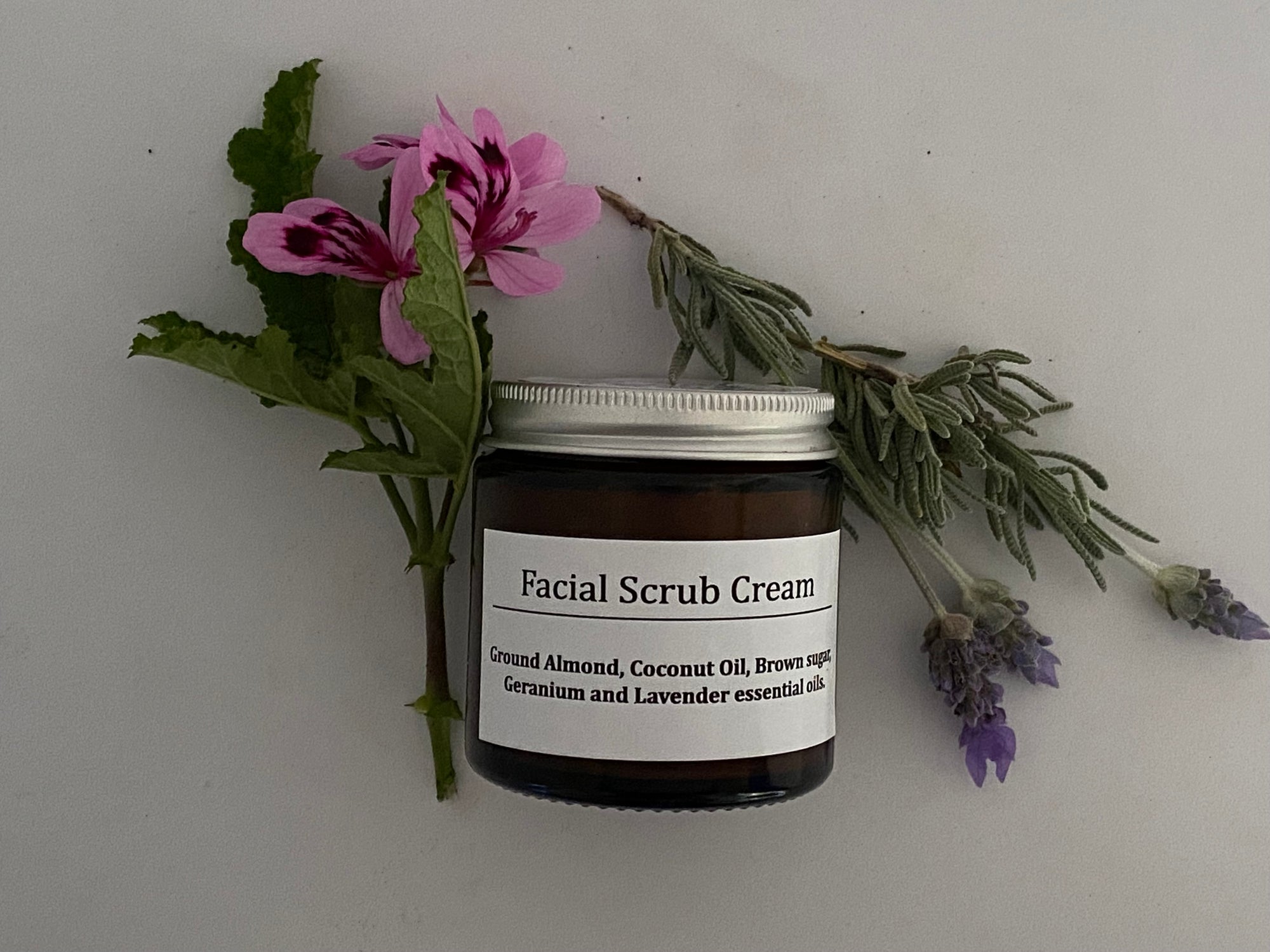 Facial scrub-Hydrating 60 grams.