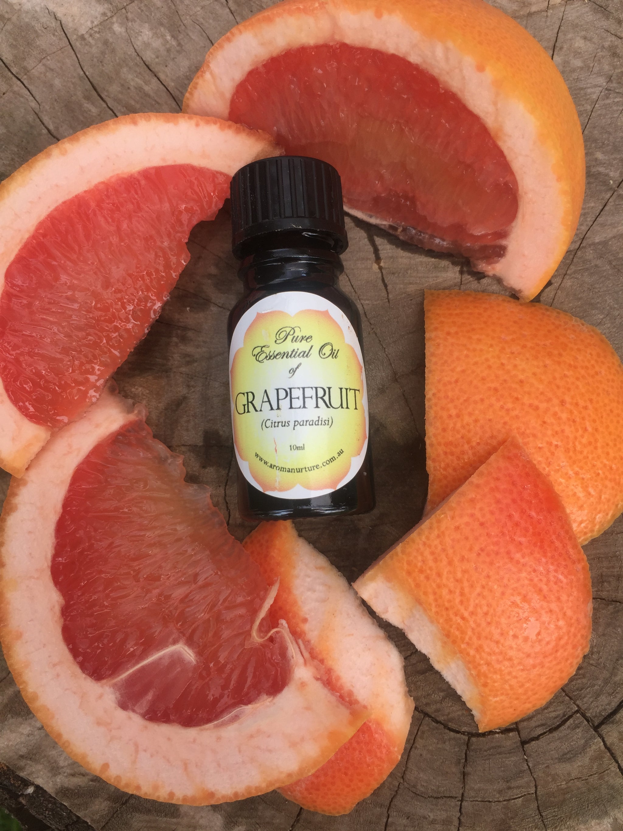 Pure Essential Oil of Grapefruit..(Citrus paradisi)