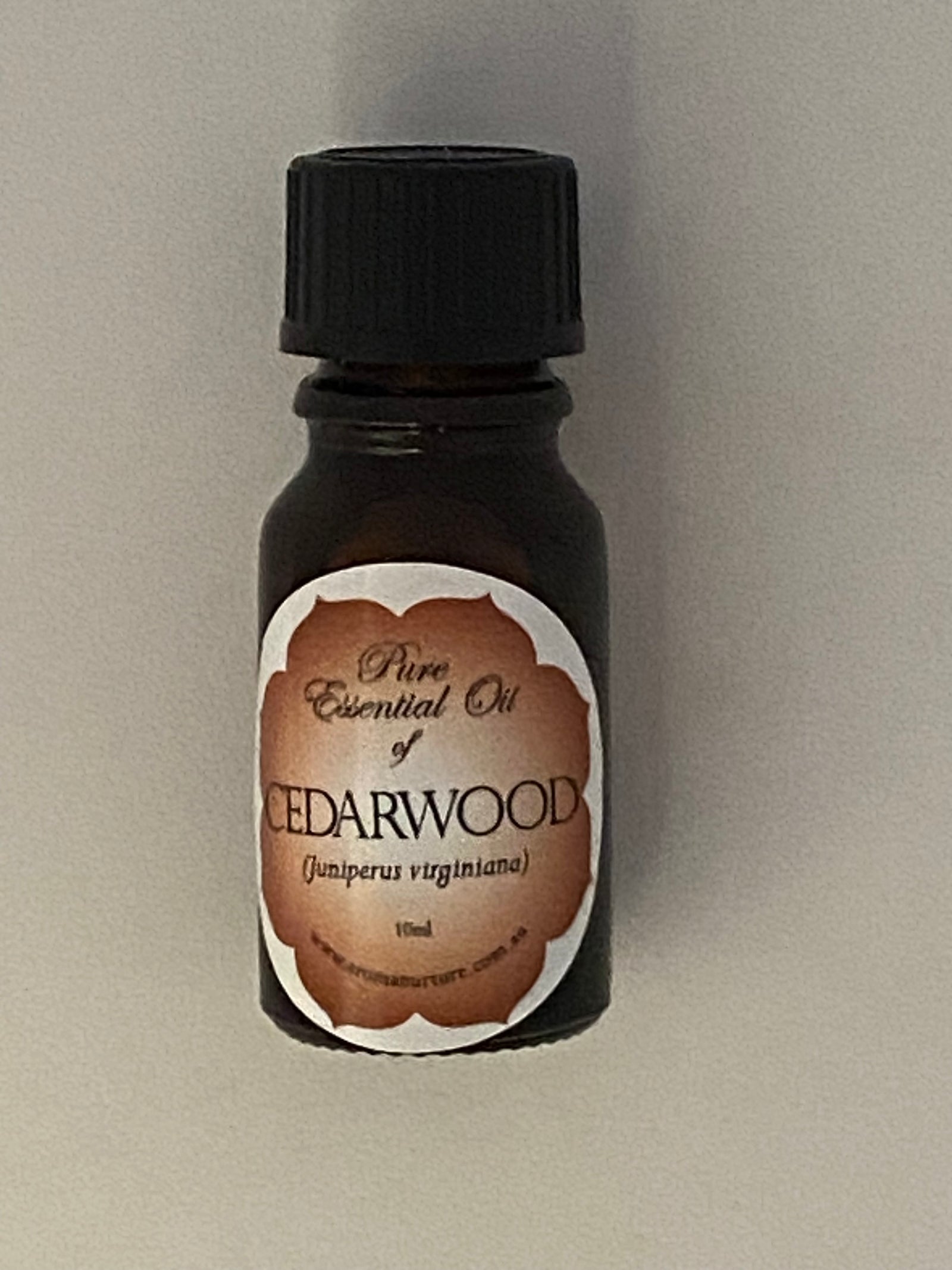 Pure essential oil of Cedarwood 10mls.(Juniperus virginiana)
