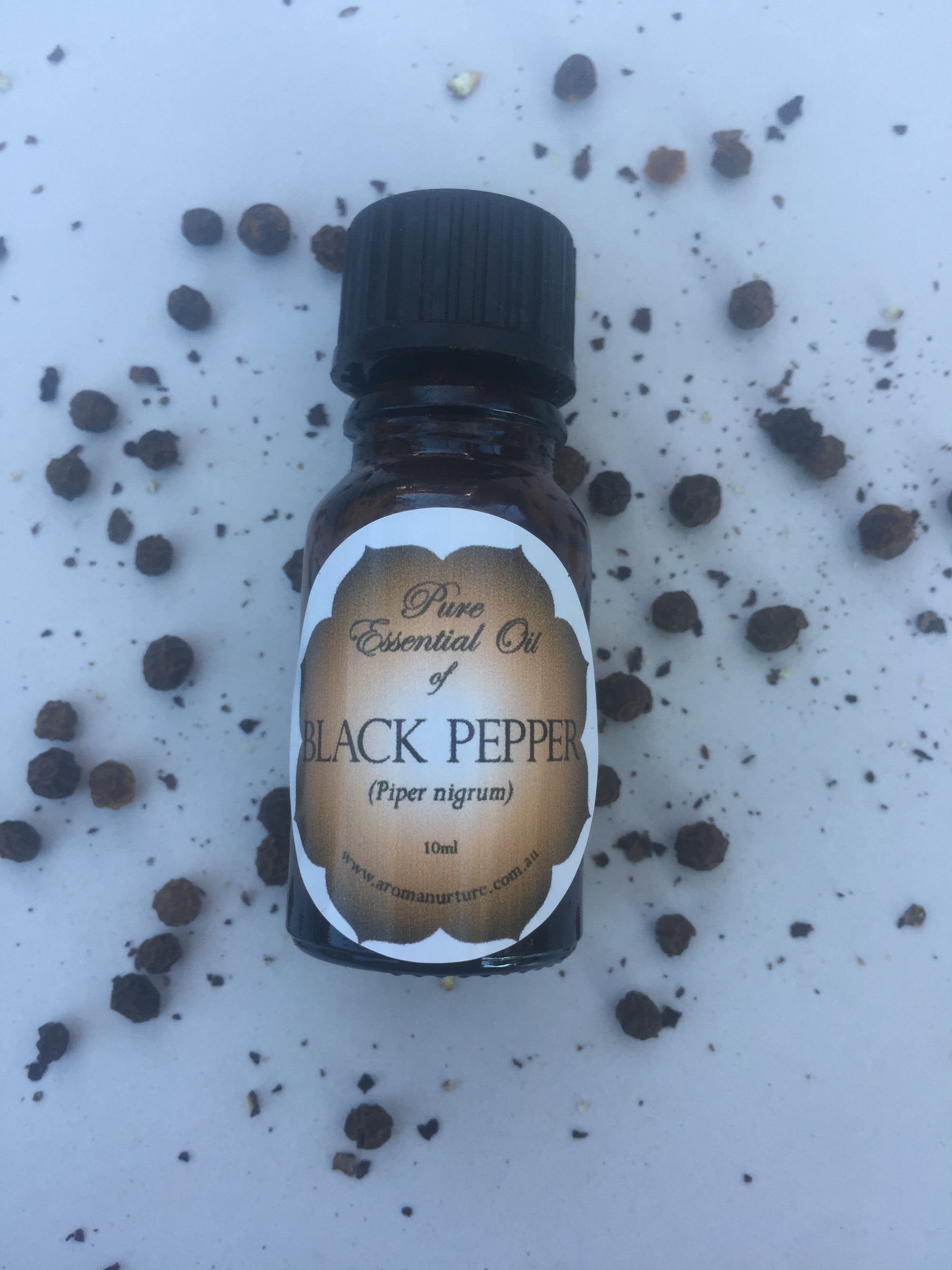 Pure essential oil of Black Pepper 10mls. (Piper nigrum)